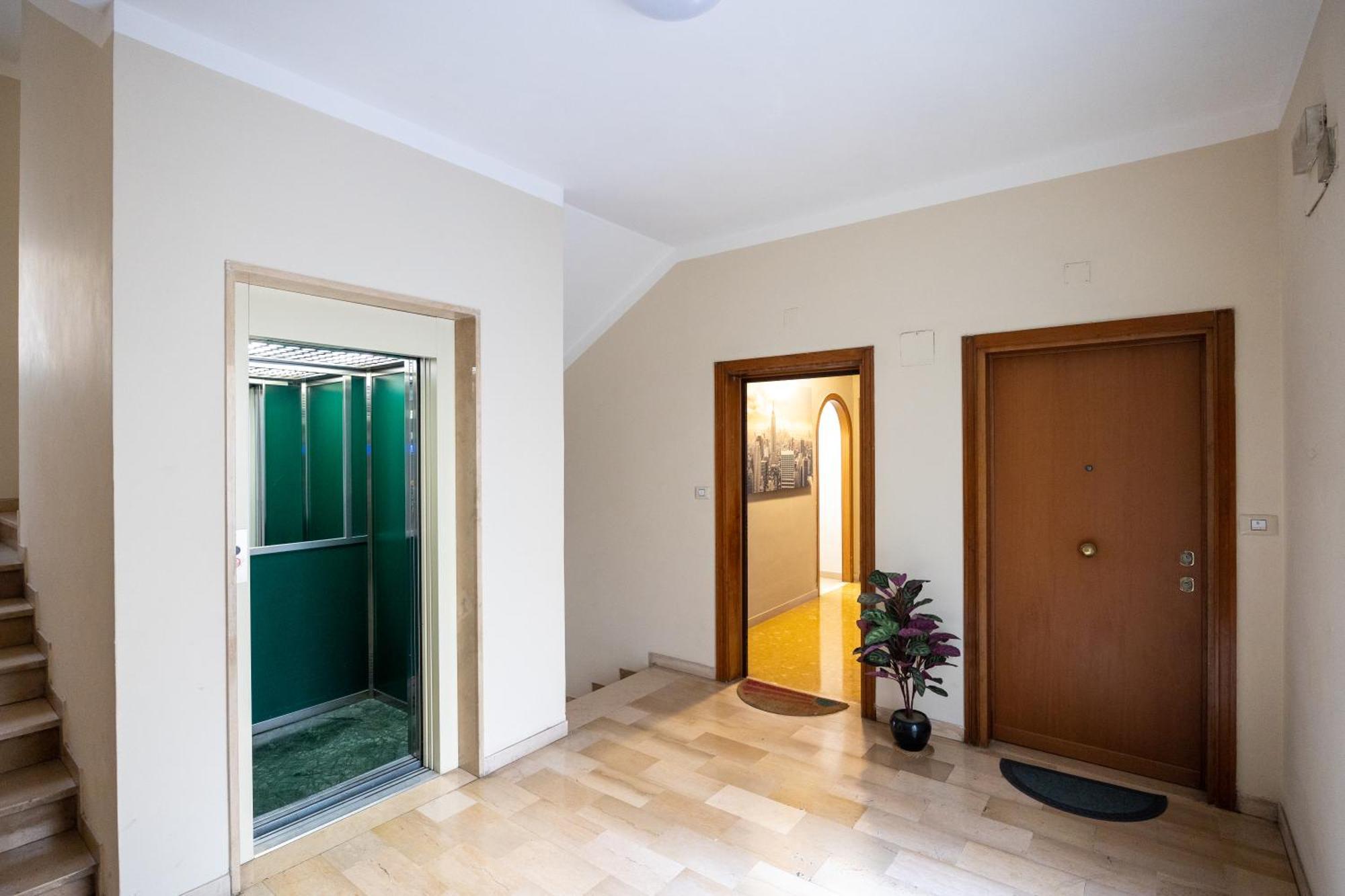 Big Apartment Rome Air Conditioning Wifi Netflix 90 Mq المظهر الخارجي الصورة
